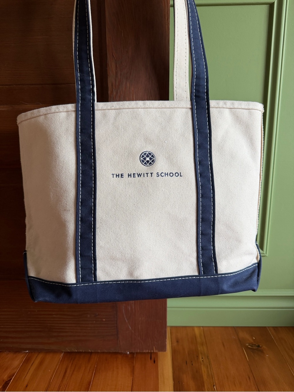 L.L. Bean Boat and Tote Canvas Tote in Cream and Navy Medium Size Long Handles - Picture 5 of 9